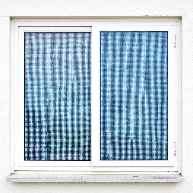 Aluminium Hinged Mesh Window - Image 3